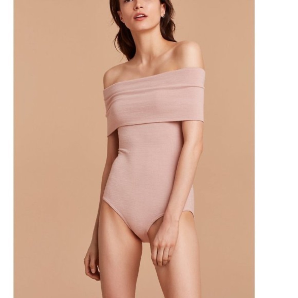 Aritzia Wilfred Off The Shoulder Bodysuit